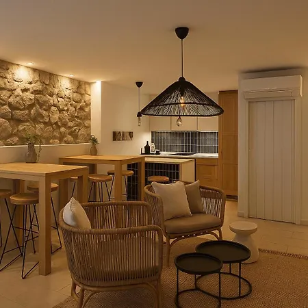 Stone House 4m - Premium Old Town Escape By The Sea With 3 Ensuites & Rooftop Terrace Pag Town
