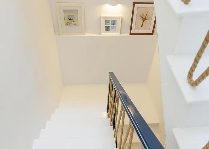 Stone House 4m - Premium Old Town Escape By The Sea With 3 Ensuites & Rooftop Terrace * Pag Town