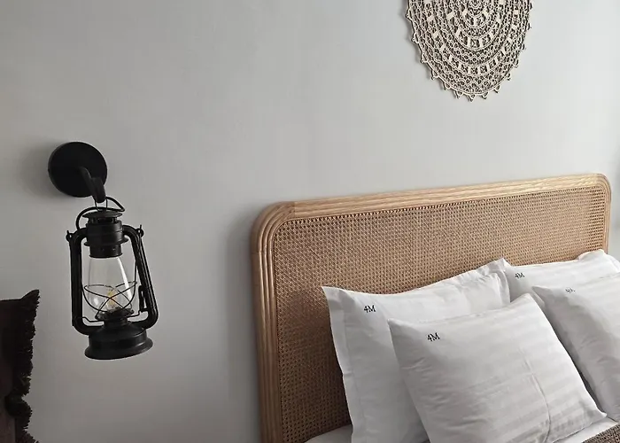 Stone House 4m - Premium Old Town Escape By The Sea With 3 Ensuites & Rooftop Terrace パグ