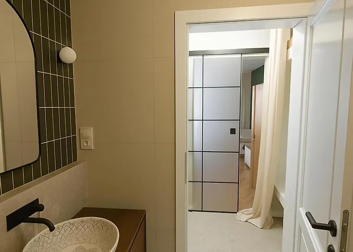 Stone House 4m - Premium Old Town Escape By The Sea With 3 Ensuites & Rooftop Terrace * パグ